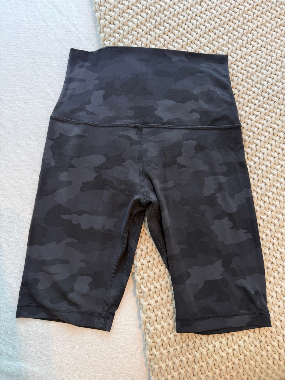 Lululemon Super High Rise 10” Align Short